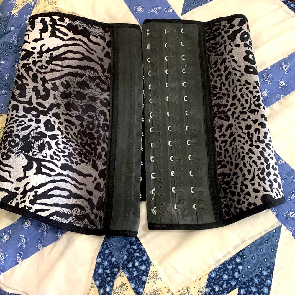Waist Trainer